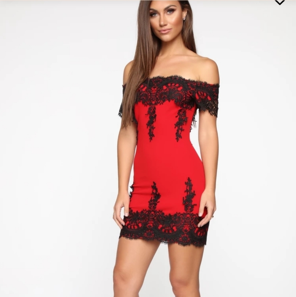 Dress - Picture 2 of 5